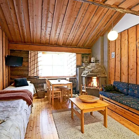 Ski-inn Kelohuoneisto Pyhaetunturissa *