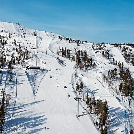 Ski-inn Kelohuoneisto Pyhaetunturissa * Pelkosenniemi