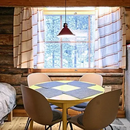 Ski-inn Kelohuoneisto Pyhaetunturissa *